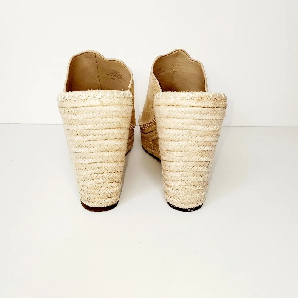 INC International Concepts Beige Slip-on Platform Wedges Sandals Shoes Size 10